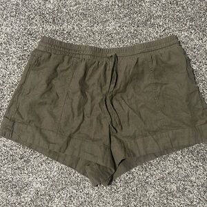 Universal Thread, Olive green elastic waist band shorts